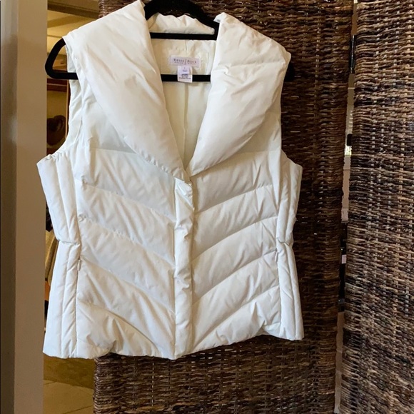 White House Black Market Vest - Picture 1 of 7